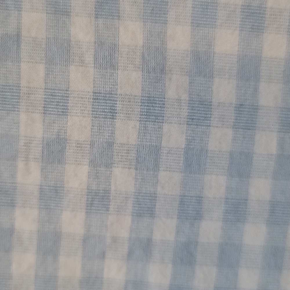 Button down - Picture 3 of 3